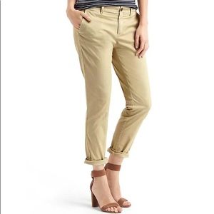 Gap Girlfriend Chino Khakis Size 4
